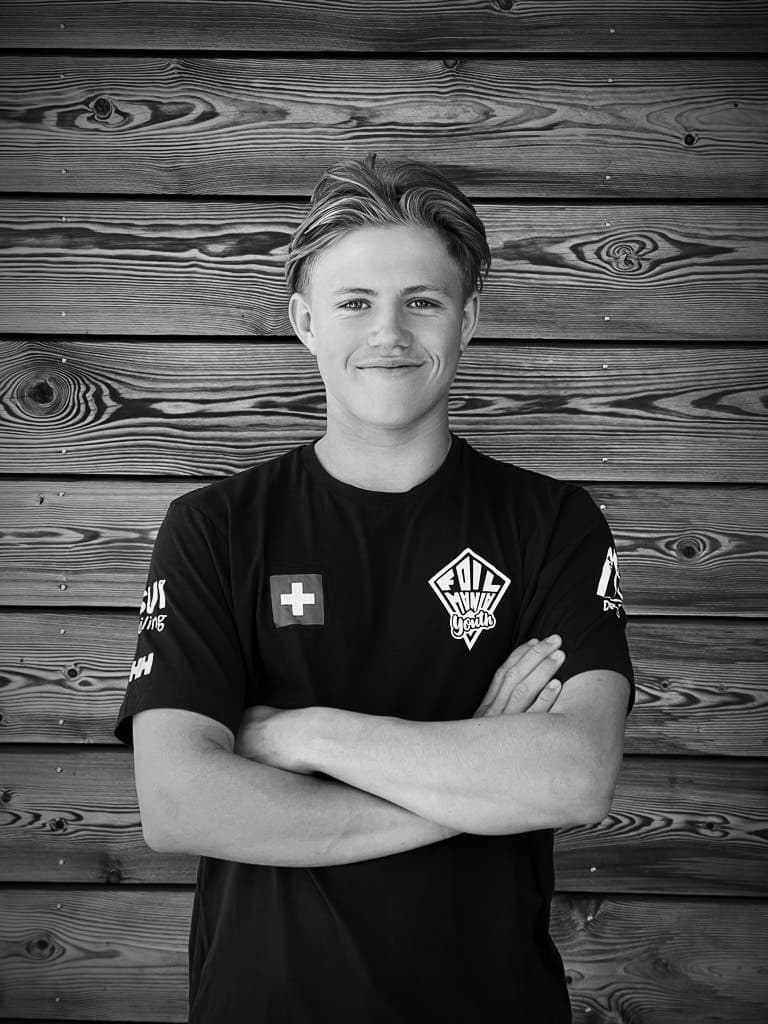 Devin Hauser, Schwarzweiss-Porträt